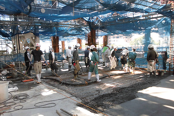 地業躯体コンクリート打設